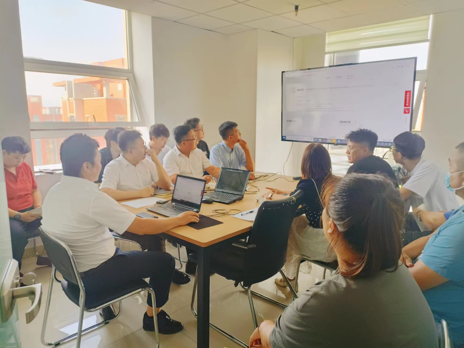 1658309541562112.jpg d22e693bfb6f9521c3fd7522d18b1ab.jpg